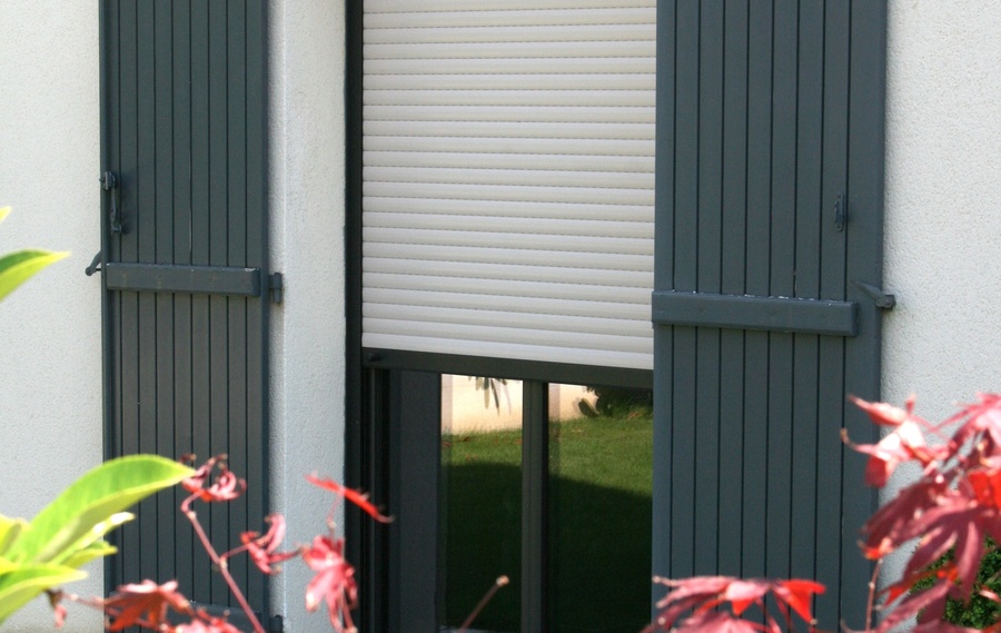 Volets battants roulants et occultants à EVREUX